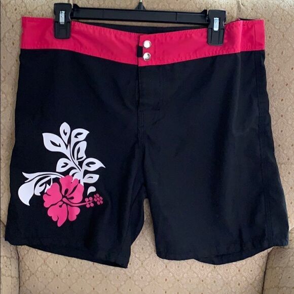***** 5 for $25 FOXY USA shorts - Picture 1 of 6